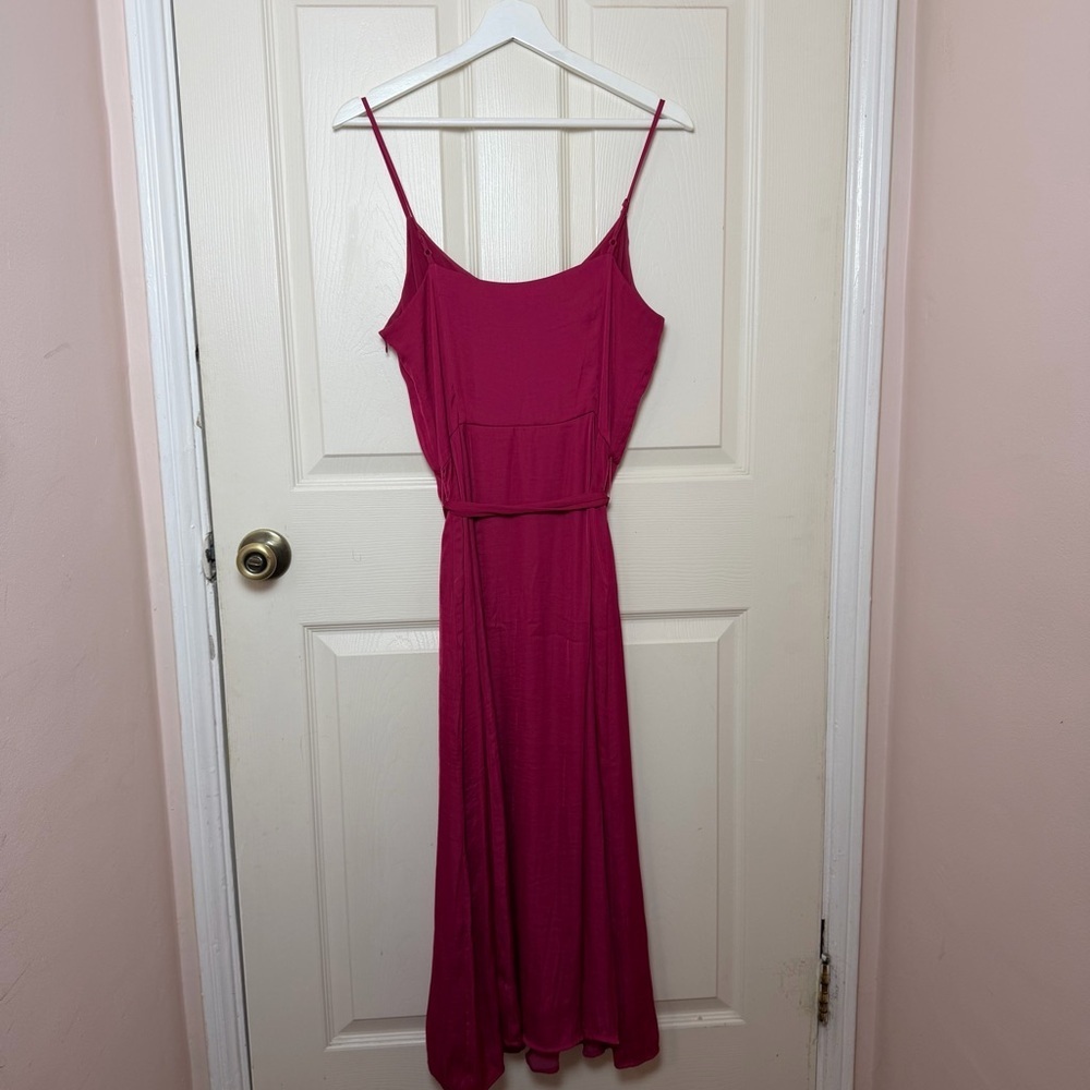 Vince Camuto Magenta Sleeveless Button-Front Midi Dress with Tie - Picture 5 of 7